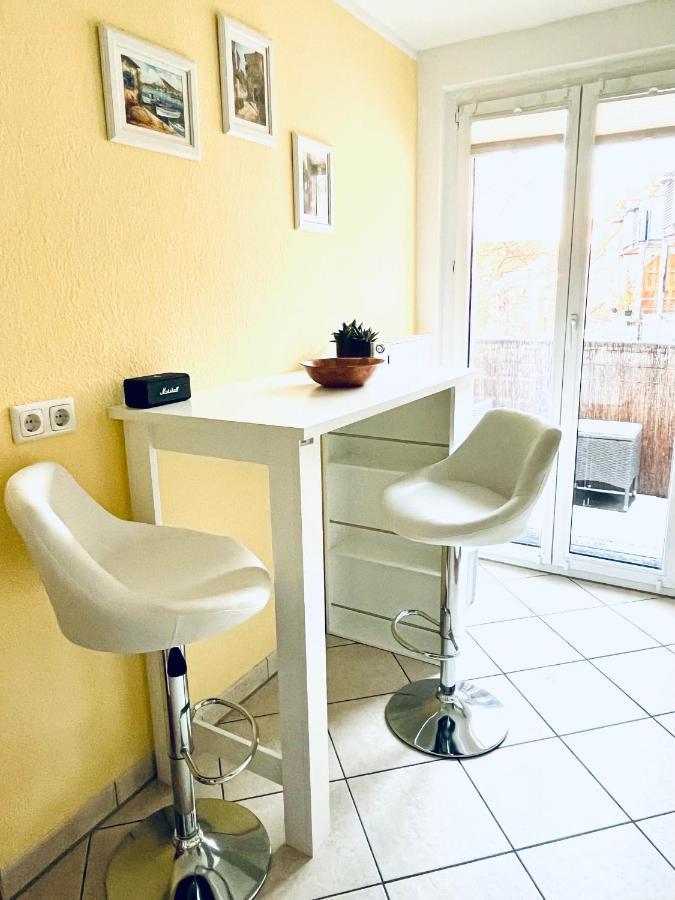 Modernes 3 Zimmer Apartment - Luise- Mit Wlan, Balkon Und Smart-Tv In City-Nahe! Erfurt Exterior photo