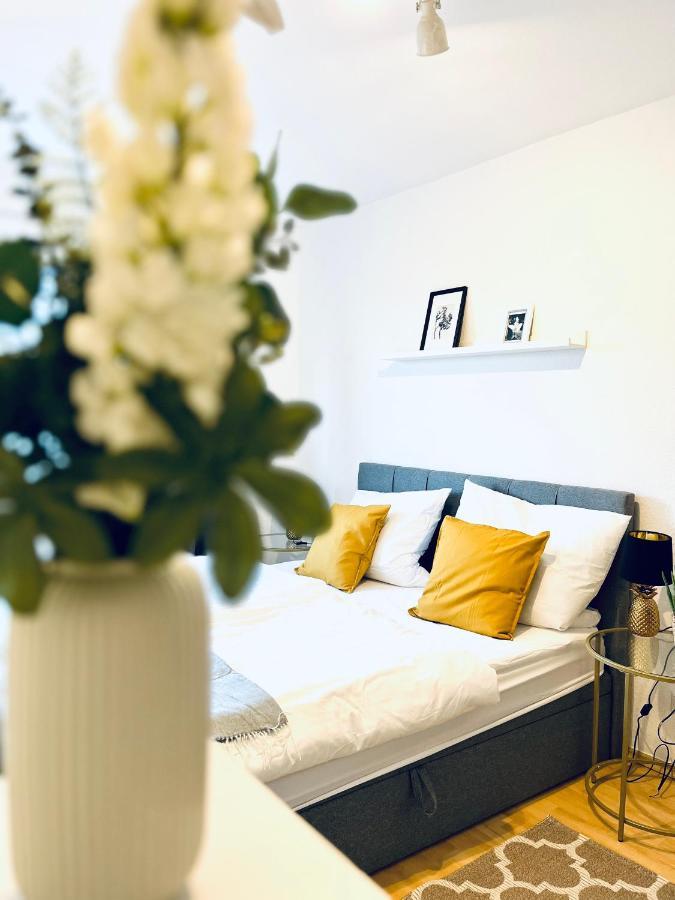 Modernes 3 Zimmer Apartment - Luise- Mit Wlan, Balkon Und Smart-Tv In City-Nahe! Erfurt Exterior photo