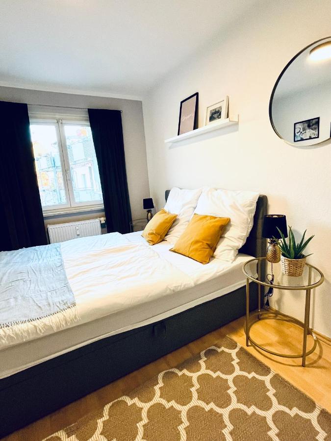 Modernes 3 Zimmer Apartment - Luise- Mit Wlan, Balkon Und Smart-Tv In City-Nahe! Erfurt Exterior photo